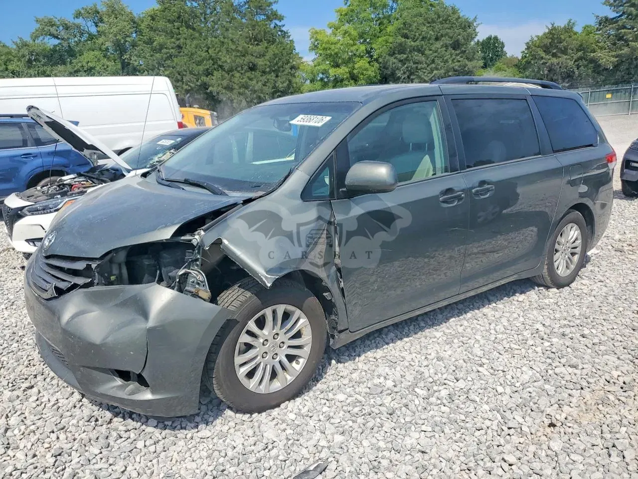 Toyota Sienna 3.5L 6 2014