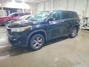 Toyota Highlander 3.5L 6 2016