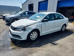 Volkswagen Jetta 1.4L 4 2016