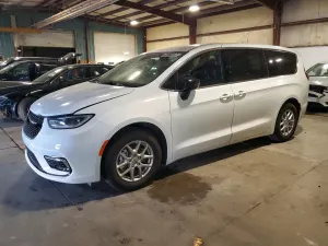 Chrysler Pacifica 3.6L 6 2025