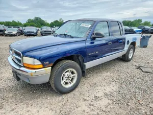 Dodge Dakota 4.7L 8 2000