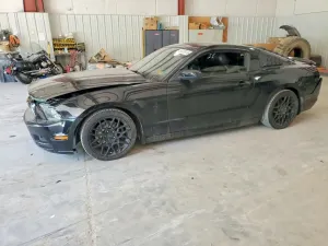 Ford Mustang 3.7L 6 2014