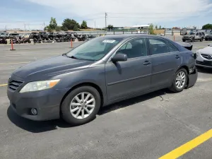 Toyota Camry BASE 2.5L 4 2010