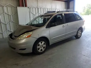 Toyota Sienna 3.5L 6 2008