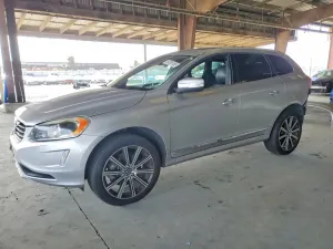 Volvo XC60 2.0L 4 2016
