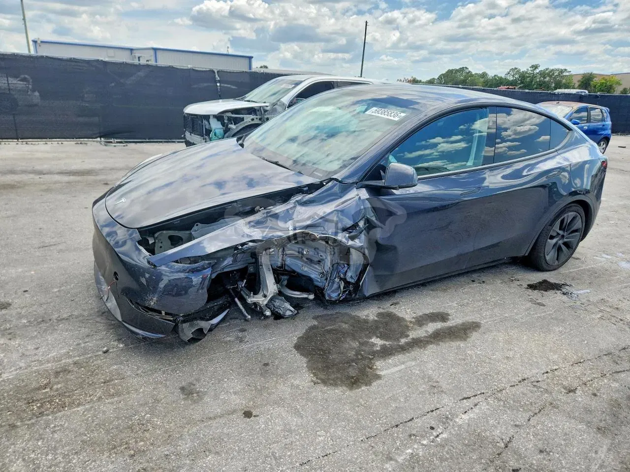 Tesla Model Y 2024