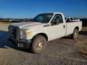 Ford F-250 6.2L 8 2013