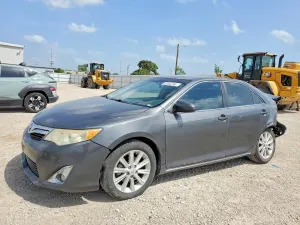 Toyota Camry 2.5L 4 2012