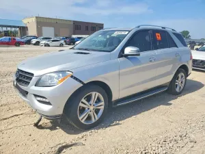 Mercedes-Benz ML 3.5L 6 2015