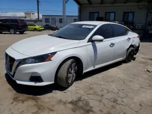 Nissan Altima 2.5L 4 2022