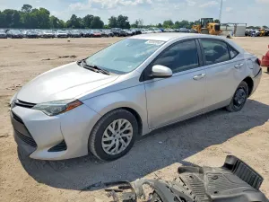 Toyota Corolla 1.8L 4 2019