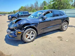 Porsche Macan 2.0L 4 2020