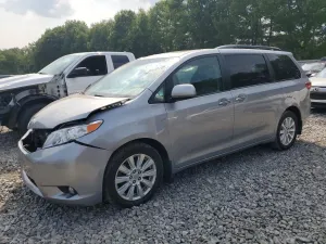 Toyota Sienna 3.5L 6 2017