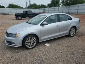 Volkswagen Jetta SE 1.8L 4 2015