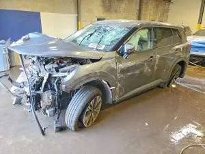 Nissan Rogue 2.5L 4 2021