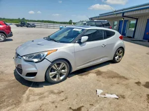 Hyundai Veloster 1.6L 4 2013