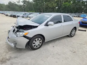 Toyota Corolla 1.8L 4 2013