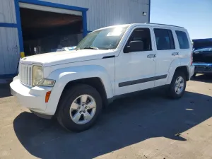 Jeep Liberty 3.7L 6 2012