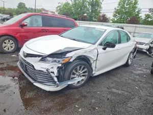 Toyota Camry 2.5L 4 2021