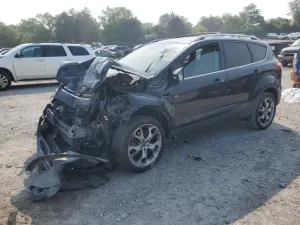 Ford Escape TITANIUM 2.0L 4 2014