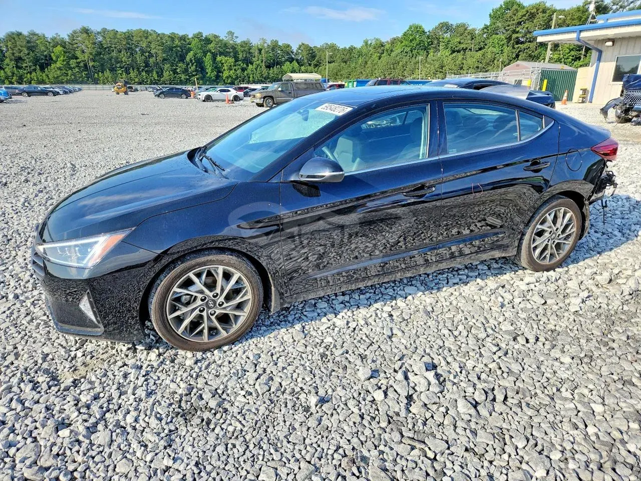 Hyundai Elantra 2.0L 4 2020