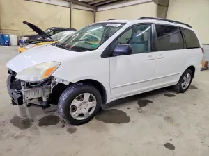 Toyota Sienna 3.3L 6 2005