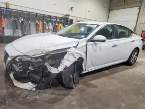 Nissan Altima 2.5L 4 2019