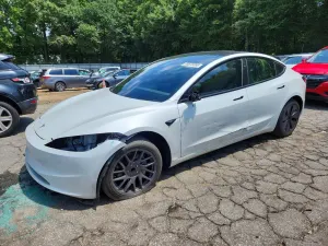 Tesla Model 3 2025