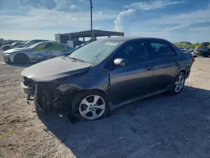 Toyota Corolla 1.8L 4 2013
