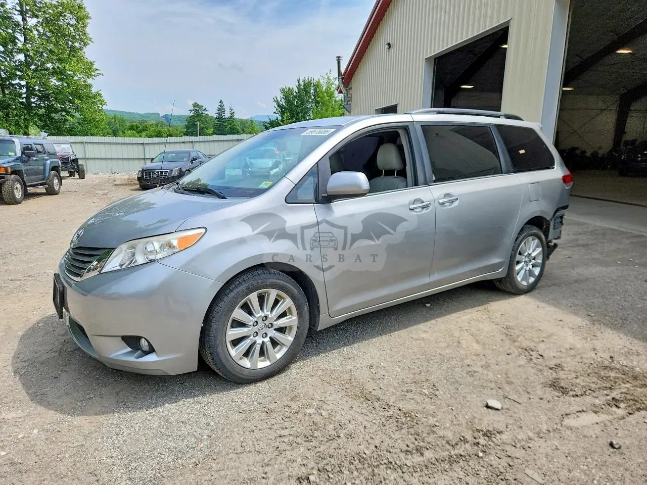 Toyota Sienna 3.5L 6 2014