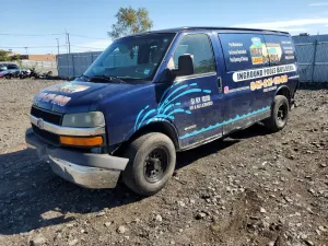 Chevrolet Express 6.0L 8 2003