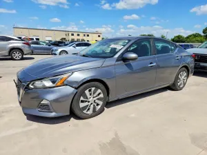 Nissan Altima 2.5L 4 2019