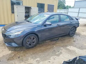 Hyundai Elantra 2.0L 4 2023