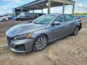 Nissan Altima 2.5L 4 2024