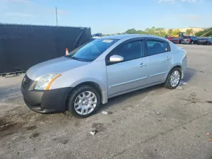 Nissan Sentra 2.0L 4 2012