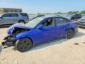 Hyundai Elantra 2.0L 4 2023