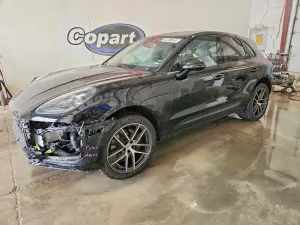 Porsche Macan 2.0L 4 2025
