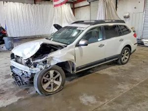 Subaru Outback 2.5L 4 2013