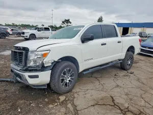 Nissan Titan 5.6L 8 2022