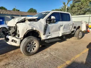 Ford F-350 6.7L 8 2023