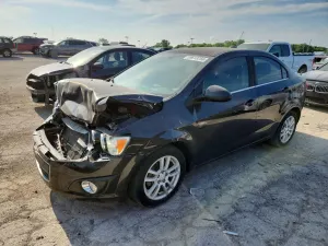 Chevrolet Aveo (Sonic) 1.8L 4 2015