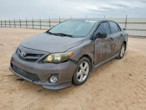 Toyota Corolla 1.8L 4 2013