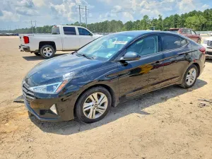 Hyundai Elantra 2.0L 4 2020