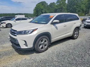 Toyota Highlander 3.5L 6 2018