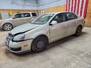 Volkswagen Jetta 2.5L 5 2010