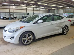 Hyundai Elantra 1.8L 4 2013