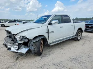 RAM 1500 5.7L 8 2017