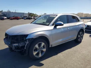 Audi Q5 2.0L 4 2022