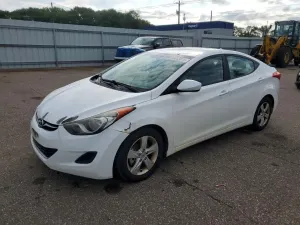 Hyundai Elantra 1.8L 4 2013