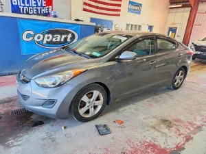 Hyundai Elantra 1.8L 4 2013